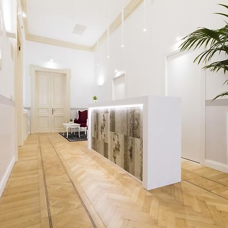 Residenza Degli Artisti Ξενοδοχείο Τεργέστη Εξωτερικό φωτογραφία